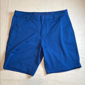 RHONE Men's Blue Flat Front Pocket Shorts Size 33